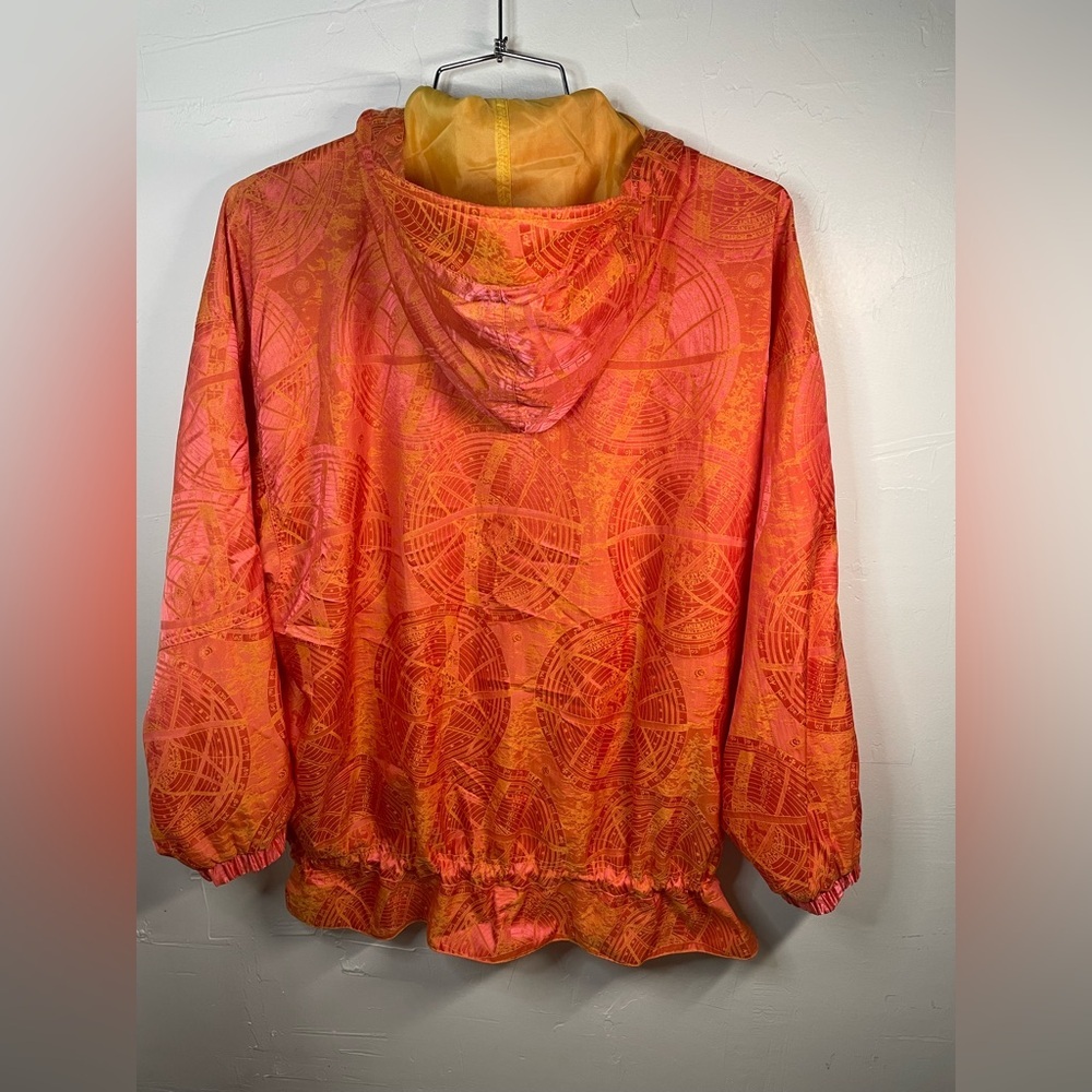 Le Coq Sportif Rare Celestial Compass Print Vibrant Orange and Pink Windbreaker - Picture 2 of 13